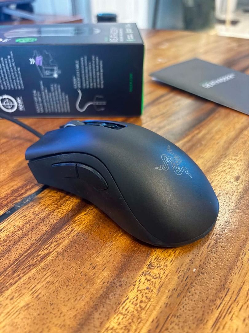 Razer Deathadder V2 Ergonomic Wired Mouse (Category: Mouse & Mousepads) located in Antipolo. Submitted by dddeclutter (Listing ID 1460353446, Image 2). Description: Razer Deathadder V2 Ergonomic Wired Mouse With Box PHP 1,500.