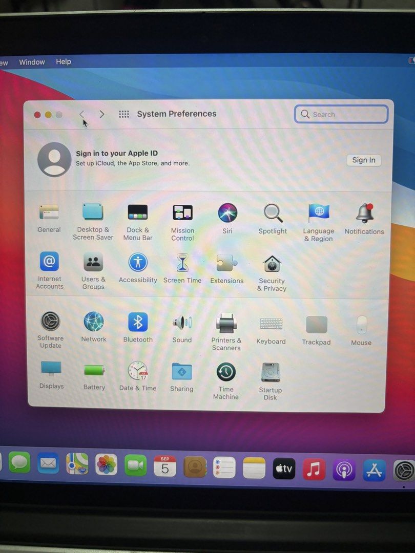 READ FIRST MACBOOK PRO 13 RETINA (Category: Laptops & Notebooks) located in Manila. Submitted by mjdp1996 (Listing ID 1460310852, Image 3). Description: READ FIRST FOR SALE: Macbook Pro Retina 2013 8GB RAM 256GB Storage Unit and Charger Honest issue: Need nakasalpak ang charger para magOpen Sabog yung speaker.