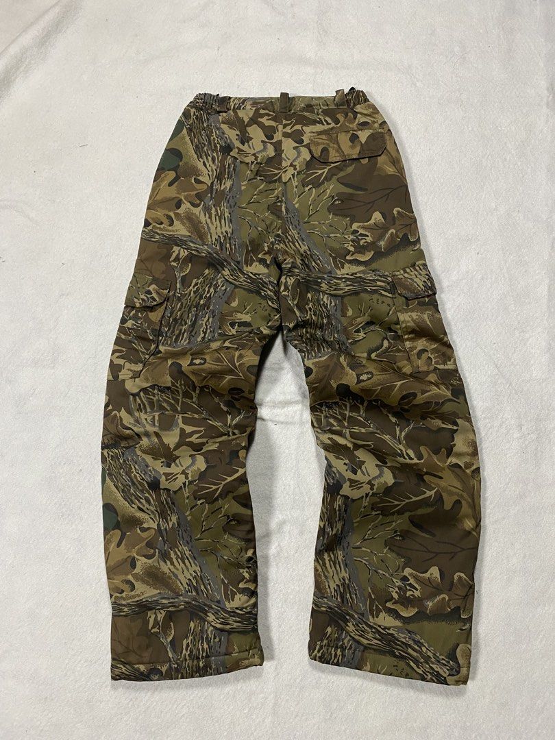 Realtree cargo pants (Category: Activewear) located in Dasmarinas. Submitted by ridgeridethrift (Listing ID 1460455446, Image 1). Description: Waist - 28 to 30 Thigh - 10.5 Length - 39.5 Hem - 9.5.
