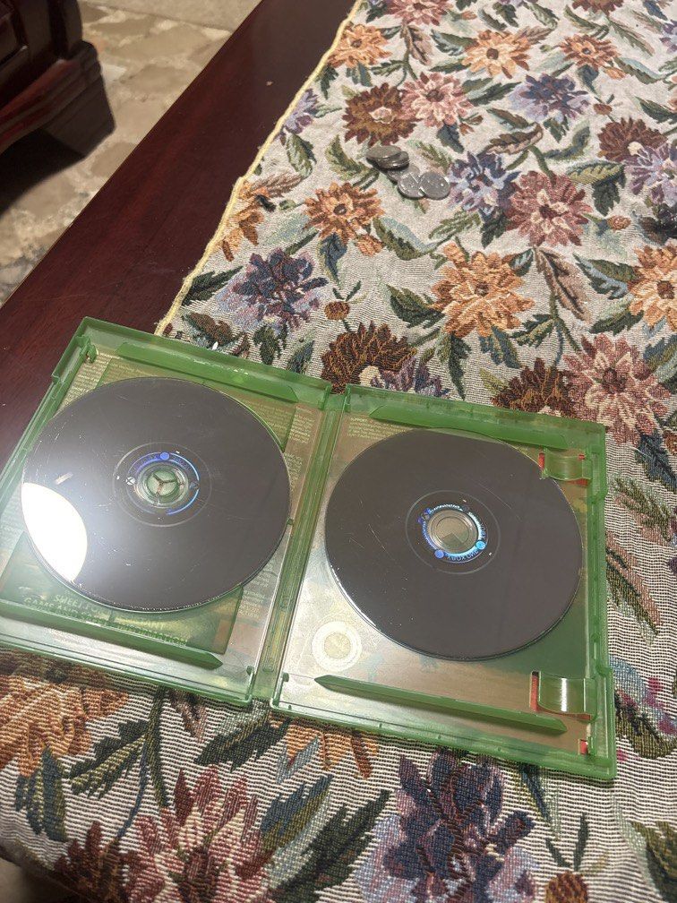 Red Dead Redemption II (Category: Xbox) located in Manila. Submitted by ceddiimp (Listing ID 1460351407, Image 3). Description: 🎮 Red Dead Redemption 2 – Xbox Used game disc, in good condition. I haven’t personally played it, but it has been used before. Selling because I no longer need it. 📀 Disc only 💰 PM available .
