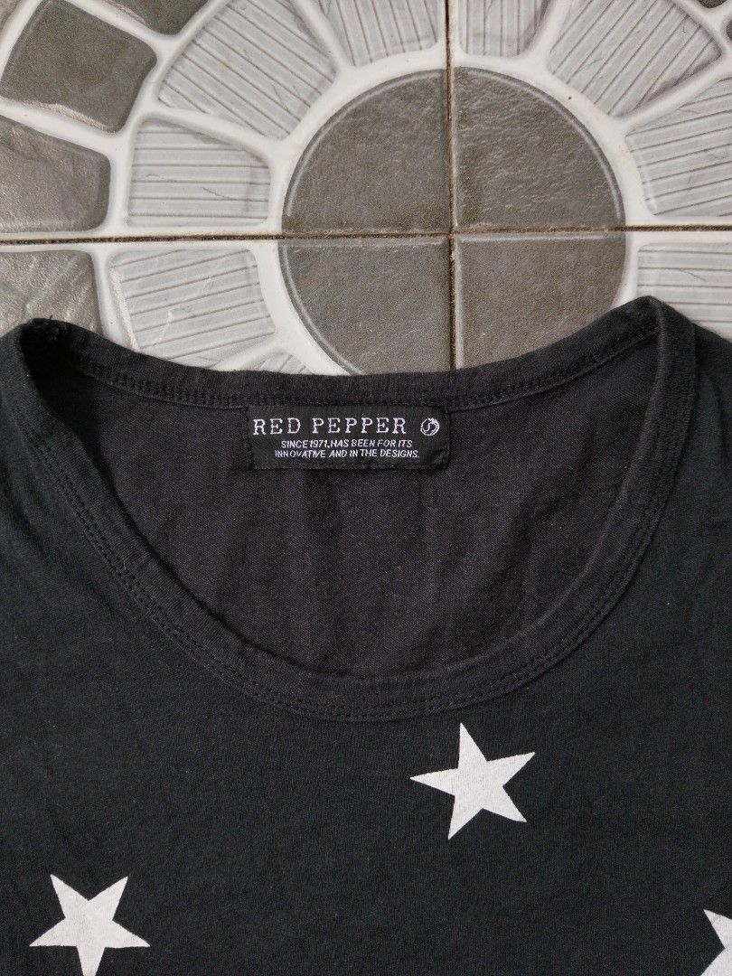 Red Pepper Y2k (Category: Shirts) located in Nabua. Submitted by tendollardeals (Listing ID 1460352541, Image 3). Description: 16x24 no issue.
