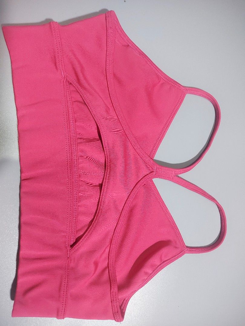 REEBOK Small - Hot Pink 💖 (Y-back strappy) (Category: Activewear) located in Manila. Submitted by jollyann_b1990 (Listing ID 1460466735, Image 2). Description: REEBOK Small - Hot Pink 💖 Y-back strappy, dri-fit, makapal band Fits 32A-34B MINE REEBOK PINK.