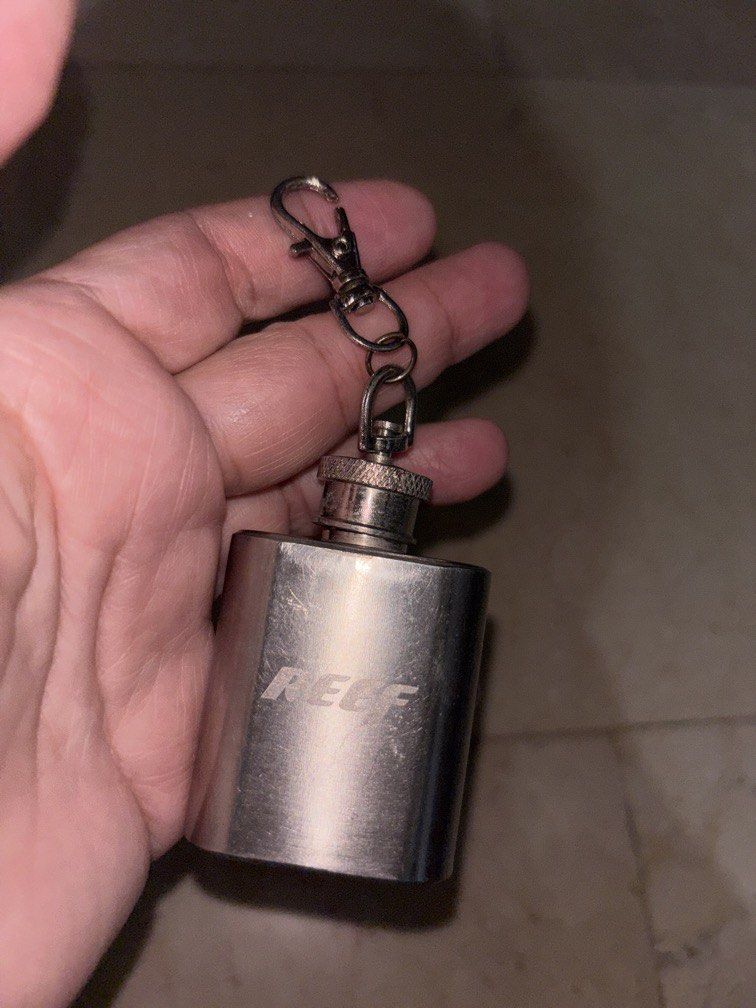 Reef stainless steel container for drinks (Category: Other Sports Equipment and Supplies) located in Manila. Submitted by vintageaccessories (Listing ID 1460444980, Image 1). Description: .