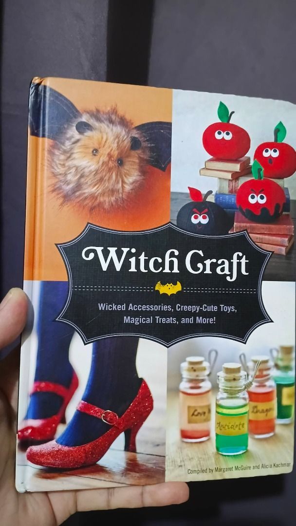 REFERENCE BOOK BUNDLE (7 BOOKS) (Category: Storybooks) located in Cagayan de Oro. Submitted by crome2024 (Listing ID 1460309199, Image 2). Description: .