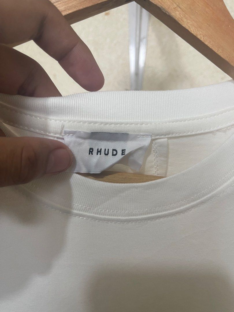 Rhude Tee (Category: Activewear) located in Tuguegarao City. Submitted by elyks11 (Listing ID 1460325777, Image 2). Description: RHUDE MAKE MONEY TEE SOLID NG PRINT NEED WASH .