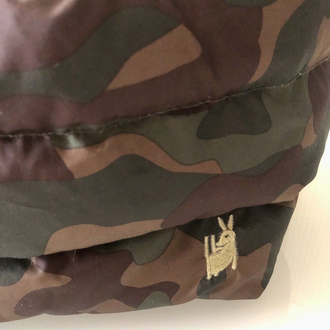 ROOTOTE Down Filled Fatigue Bag JP (Category: Tote Bags) located in Rizal. Submitted by em528.maison (Listing ID 1460369853, Image 3). Description: ROOTOTE Down filled Bag Fun Outing Fatigue Bag Made in Japan Rarely use.Like New .