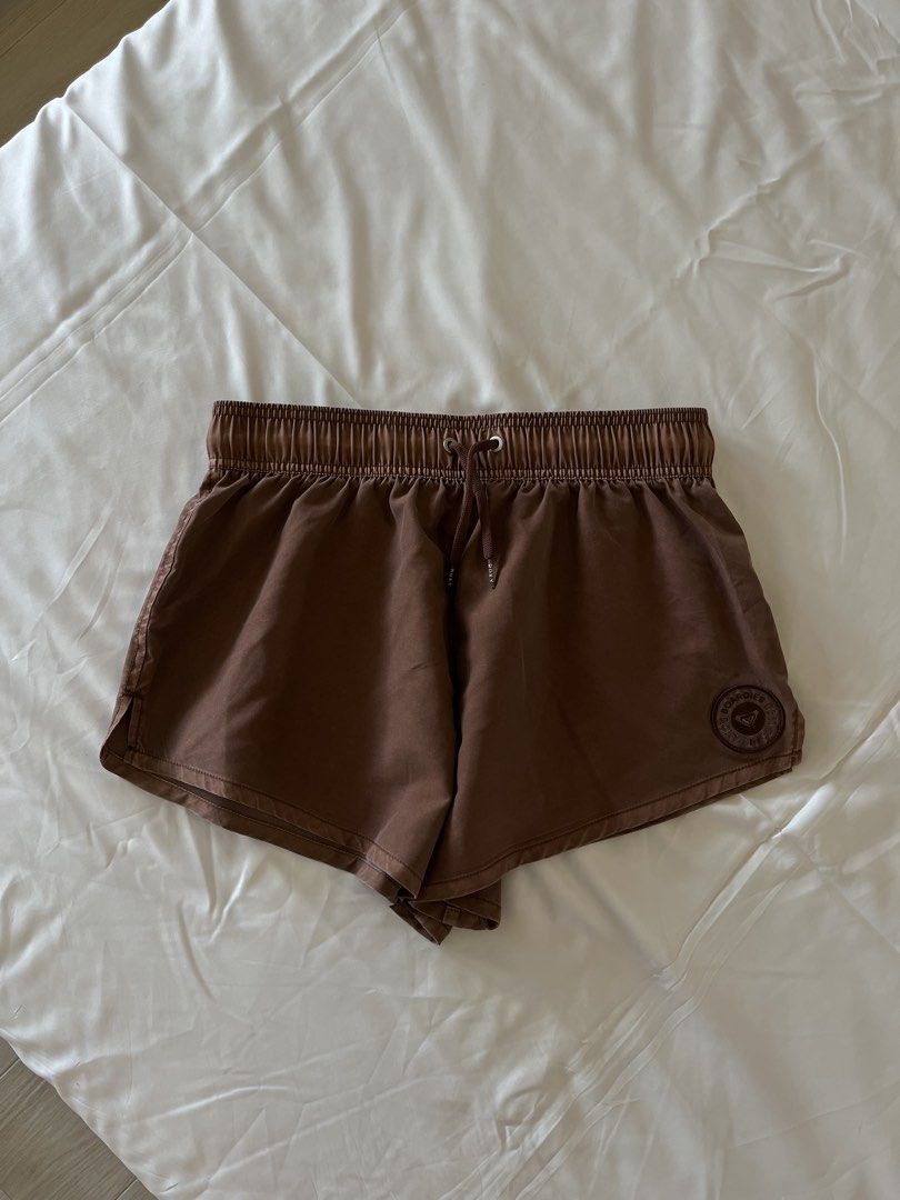 ROXY NO BAD WAVES BOARDSHORTS S-M (Category: Shorts) located in Butuan. Submitted by preownedbykath (Listing ID 1460442935, Image 1). Description: bought for around ₱2k+.