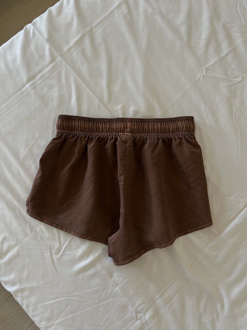 ROXY NO BAD WAVES BOARDSHORTS S-M (Category: Shorts) located in Butuan. Submitted by preownedbykath (Listing ID 1460442935, Image 2). Description: bought for around ₱2k+.