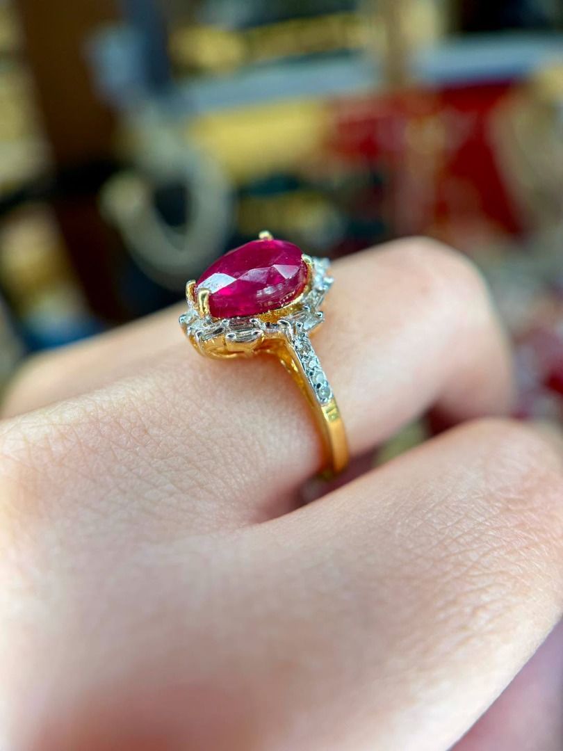 S6 NATURAL MOZAMBIQUE RUBY • NATURAL DIAMONDS (Category: Rings) located in Baguio. Submitted by asna_taku (Listing ID 1460428492, Image 2). Description: ❤️ NATURAL MOZAMBIQUE RUBY • NATURAL DIAMONDS A striking natural Mozambique Ruby ring surrounded by sparkling natural diamonds. ❤️✨ 💎 Natural Ruby — 3.23 cts 💎 Natural Diamonds — approx. 0.52 ct ✨ Numerous baguette & round-cut diamonds 🇲🇿 Ruby origin: Mozambique 💍 925 Silver, Yellow Gold Pla
