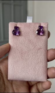 (Category: ) located in . Submitted by katmandulovesmakeup (Listing ID 1453633956, Image 1). Description: .