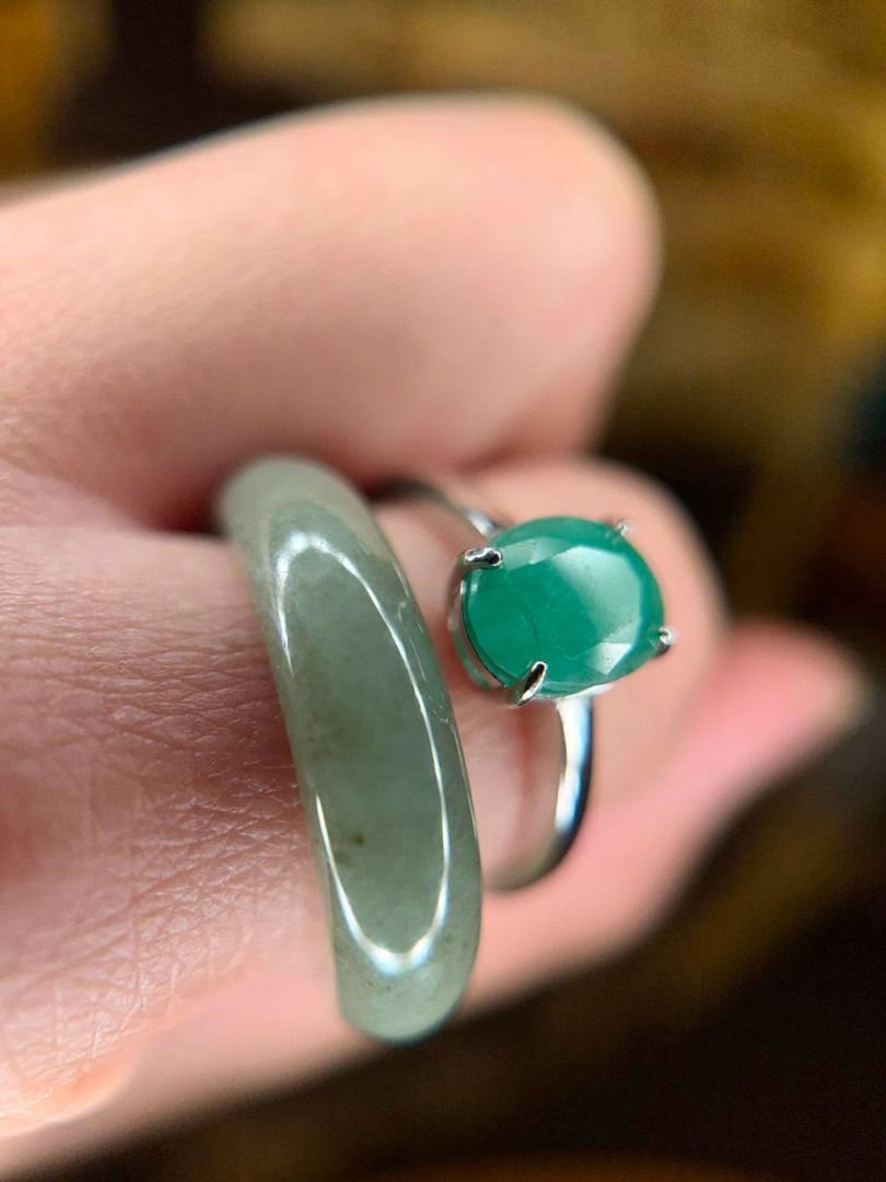 S9 Natural Emerald Ring (Category: Rings) located in Baguio. Submitted by asna_taku (Listing ID 1460405908, Image 1). Description: 💚 GREEN BEAUTIES FOR YOUR COLLECTION! 💚 Two gorgeous natural greens, each with its own charm. ✨ 💎 Natural Jade Ring S9.25 • ₱1,980❌ 💎 Natural Emerald Ring New 925 Silver • S9 • ₱4,580 Perfect for adding a fresh pop of green to your everyday stack! 🌿💍 ✨ Message us to reserve — limited pieces available!.
