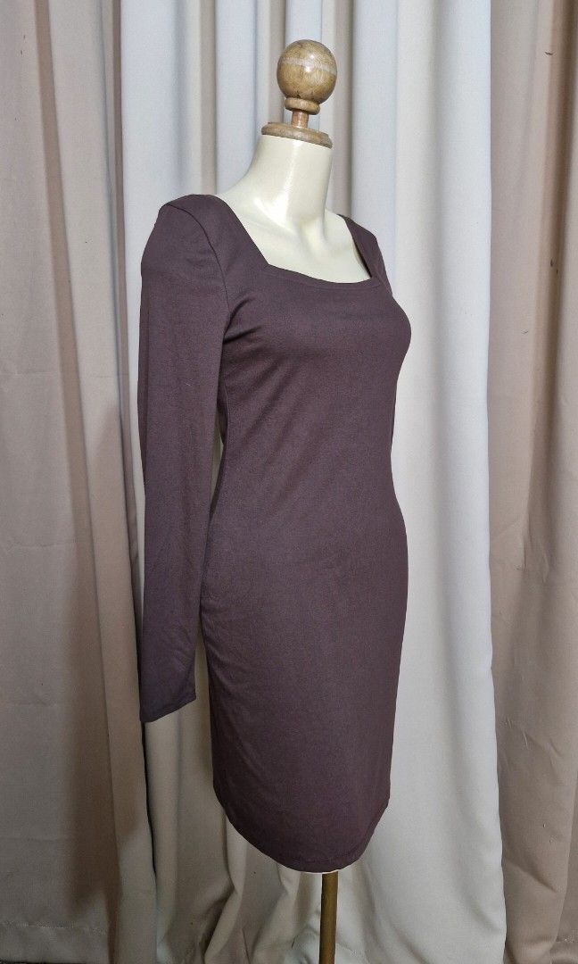 S: Gap Dress (Category: Dresses) located in Calabanga. Submitted by deniseallyson (Listing ID 1460488136, Image 2). Description: .