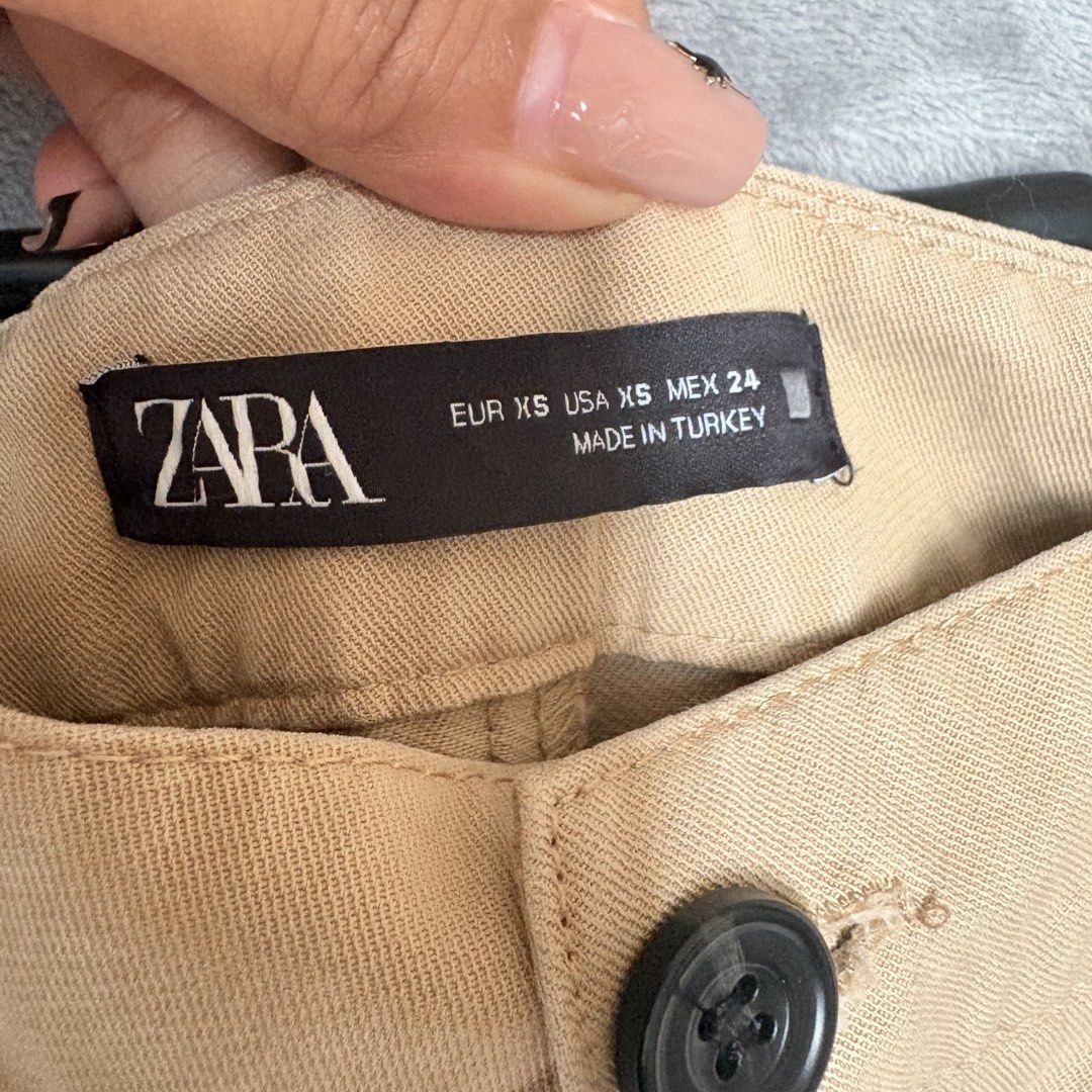 S- ZARA Beige Wide-Leg Pants (Category: Luxury Apparel) located in Tuguegarao City. Submitted by past10 (Listing ID 1460488766, Image 3). Description: .