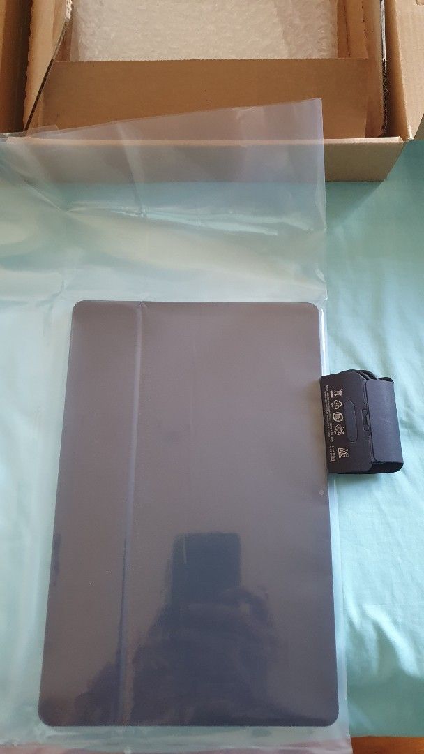 Samsung Galaxy Tab A9 Plus (Category: Android) located in Cainta. Submitted by emmanuelma92825 (Listing ID 1460442619, Image 2). Description: Samsung Galaxy Tab A9 Plus Price: 7500 pesos Condition: Pretty much brand new. Tab was only opened to see if it works. Color: Silver Storage: 64GB Resolution: 1920 x 1200 Screen size: 11 inches Other than the Tab, only the charger is included. Based in Cainta and can do meetups if buyer is nearby, otherwise