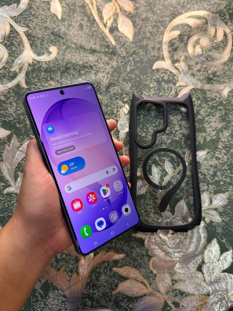 Samsung S26 Ultra 256GB (Category: Samsung) located in Taguig. Submitted by colecole2 (Listing ID 1460332889, Image 2). Description: Samsung s26 ultra 256gb Cobalt Violet Openline Ntc approved Privacy empered glass installed worth 3k Unit and case only For sale or swap Selling price: 55,999 Test and check all you want upon meet up taguig or nearby.
