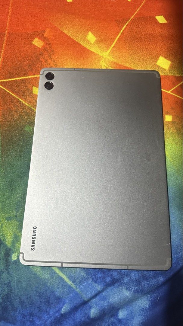 Samsung s9 FE plus 5g (Category: Android) located in Manila. Submitted by goldenhorse_3a1256 (Listing ID 1460373915, Image 2). Description: Complete accessories S-Pen Keyboard Box.