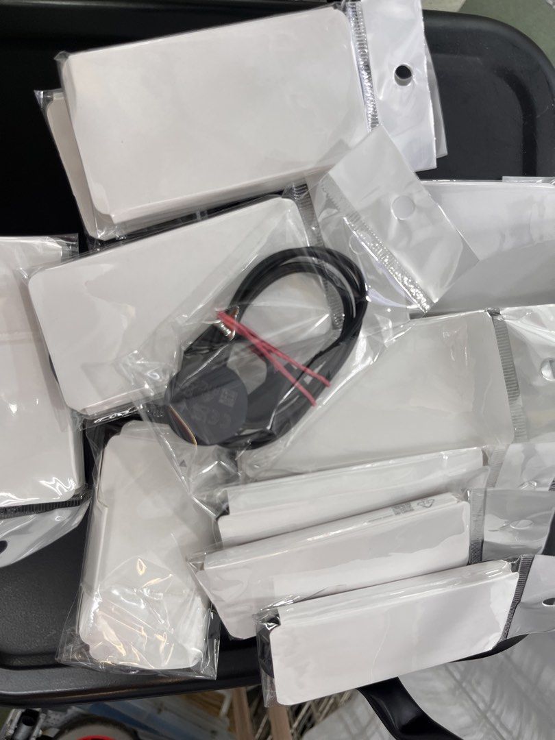 Samsung watch charger (Category: Wearables & Smart Watches) located in Quezon City. Submitted by baarinouman (Listing ID 1460349199, Image 1). Description: Samsung galaxy watch charger Original 100% We accept cod metro manila areas Pm for interested buyers.