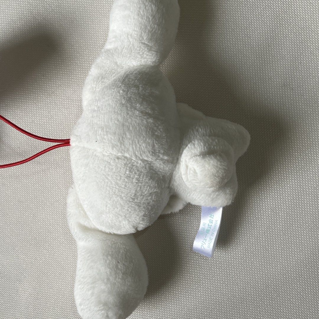 Sanrio Cinnamoroll Plush Keychain Charm (Category: Plushies & Soft Toys) located in Manila. Submitted by nikaniks25 (Listing ID 1460358946, Image 3). Description: .