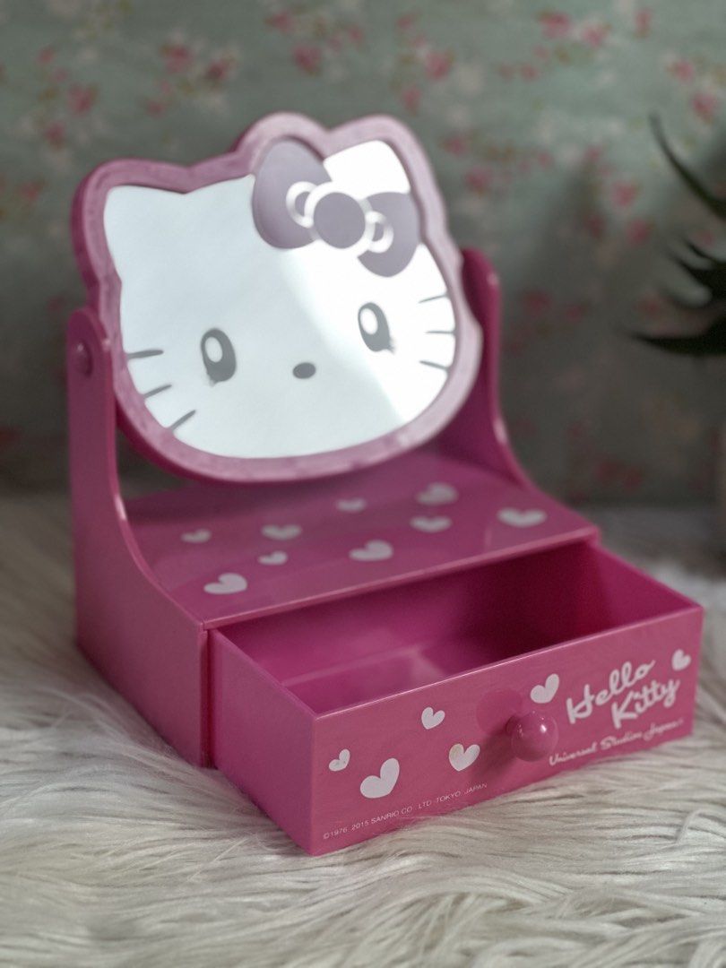 Sanrio Hello Kitty Vanity Mirror from Universal Studio Japan (Category: Other Stationery & Craft) located in Davao. Submitted by favoritepreloved (Listing ID 1460401610, Image 1). Description: 💜 17cm height x 14cm width.