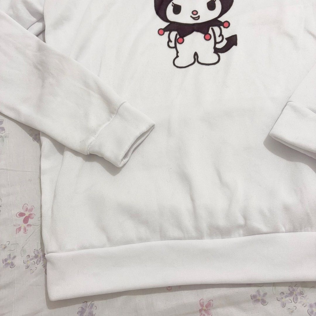 Sanrio Kuromi Basic White Pullover Sweater (Category: Longsleeves) located in Quezon City. Submitted by honey_and_bee (Listing ID 1460503949, Image 2). Description: Good as new, just got stored for a long time in the closet Fit for XL. Oversized fit for smaller frames buy any item and get a free item of your choice from my ‘free’ listings 💖 you can find these listings when you enter ‘freebies’ on my profile search tab.