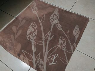 (Kategori: ) berada di . Dikirim oleh rania85 (ID iklan 1460452819, Gambar 1). Deskripsi: .