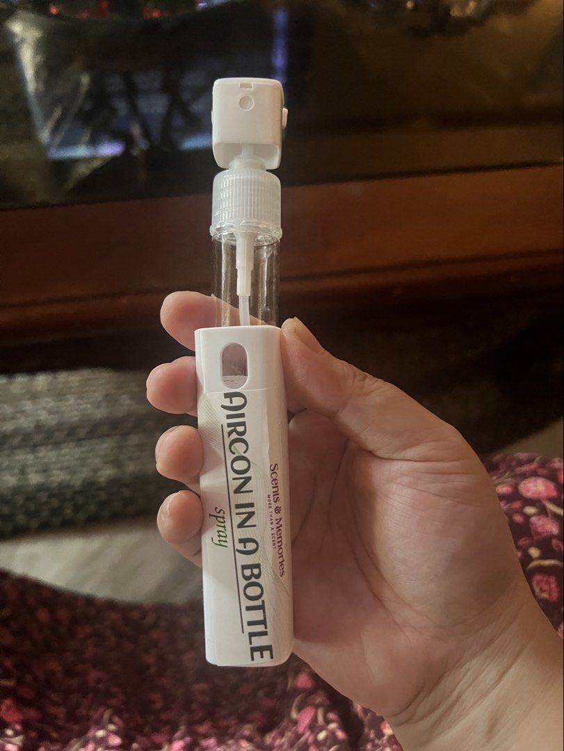 Scents & Spray Spray holder (Category: Body Care) located in Paranaque City. Submitted by arianem031087 (Listing ID 1460336023, Image 3). Description: .