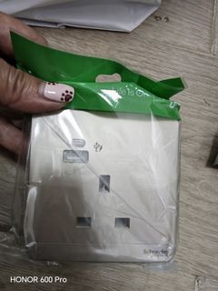 （分類：）位於 。 由 fai_san 提交（商品編號 1460479945，圖片 1）。簡介： 。
