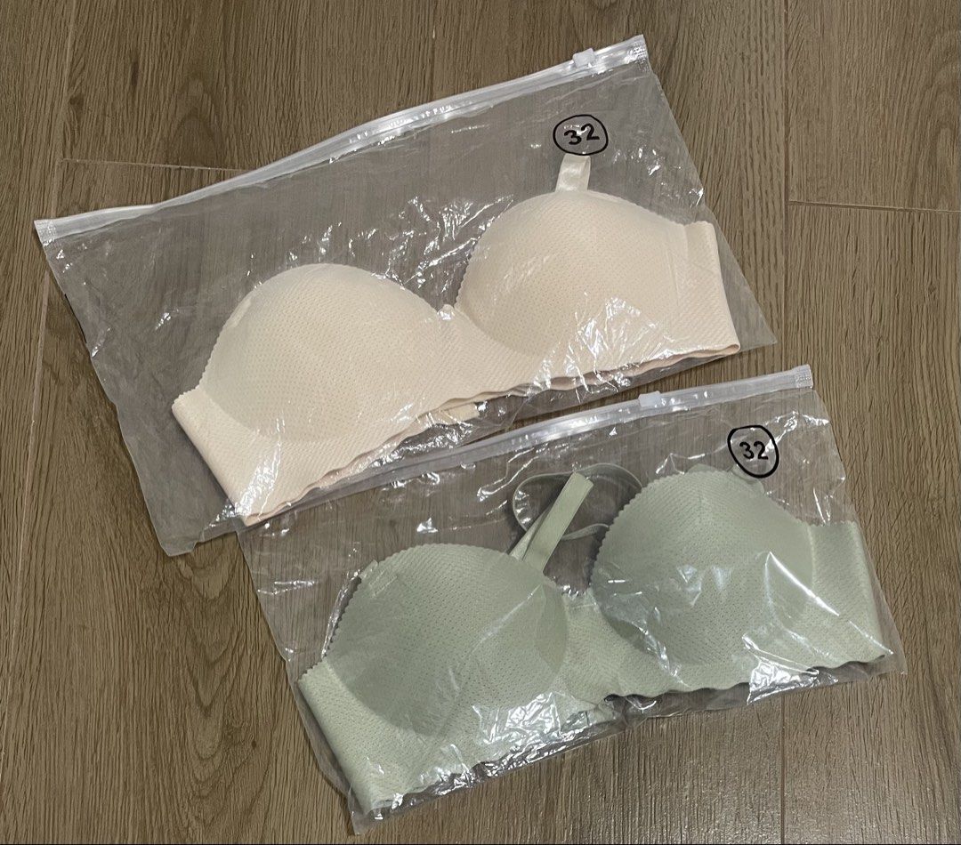 Seamless Breathable Strapless Nonwire Push up Bra Size: 32 (Category: Undergarments & Loungewear) located in Bulacan. Submitted by ladyjagged (Listing ID 1460370494, Image 1). Description: 35 pesos each Bought but never use. Color: Olive green and Cream Size 32B Seamless and wireless.