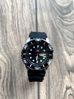 (Category: ) located in . Submitted by jrluxurywatch (Listing ID 1460316354, Image 1). Description: .