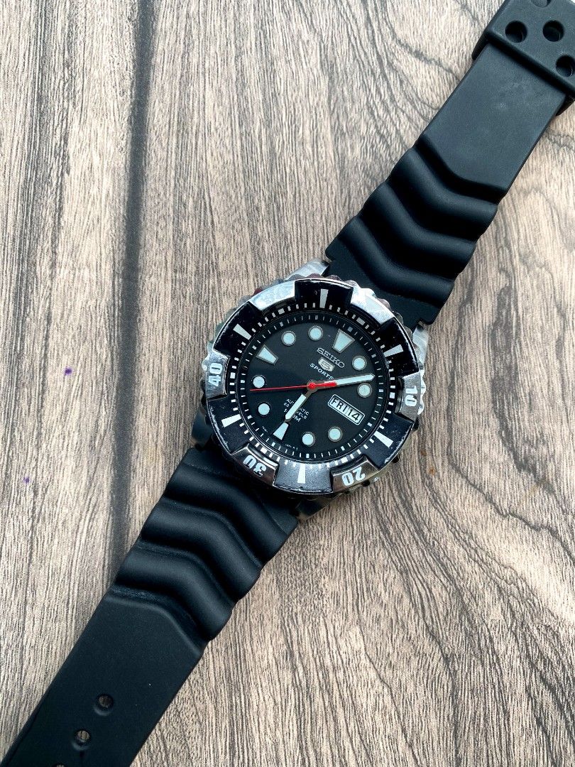 Seiko 5 Sports Automatic (Cup cake) (Category: Men's Watches) located in Dipolog. Submitted by jrluxurywatch (Listing ID 1460316354, Image 2). Description: Seiko 5 Sports(Cup Cake) • Authentic • Automatic Japan movement • Referenceno.(7s36) • 23 jewels • Luminous hands and dial • Case size 42mm • lug size 22mm • Day/Date display • Black dial • Rotating bezel • 100m water resistant • Material Stainless Steel • AM strap rubber strap • Good conditio