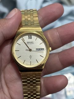 (Category: ) located in . Submitted by timelesswatchbyclaaa2.0 (Listing ID 1460471301, Image 1). Description: .