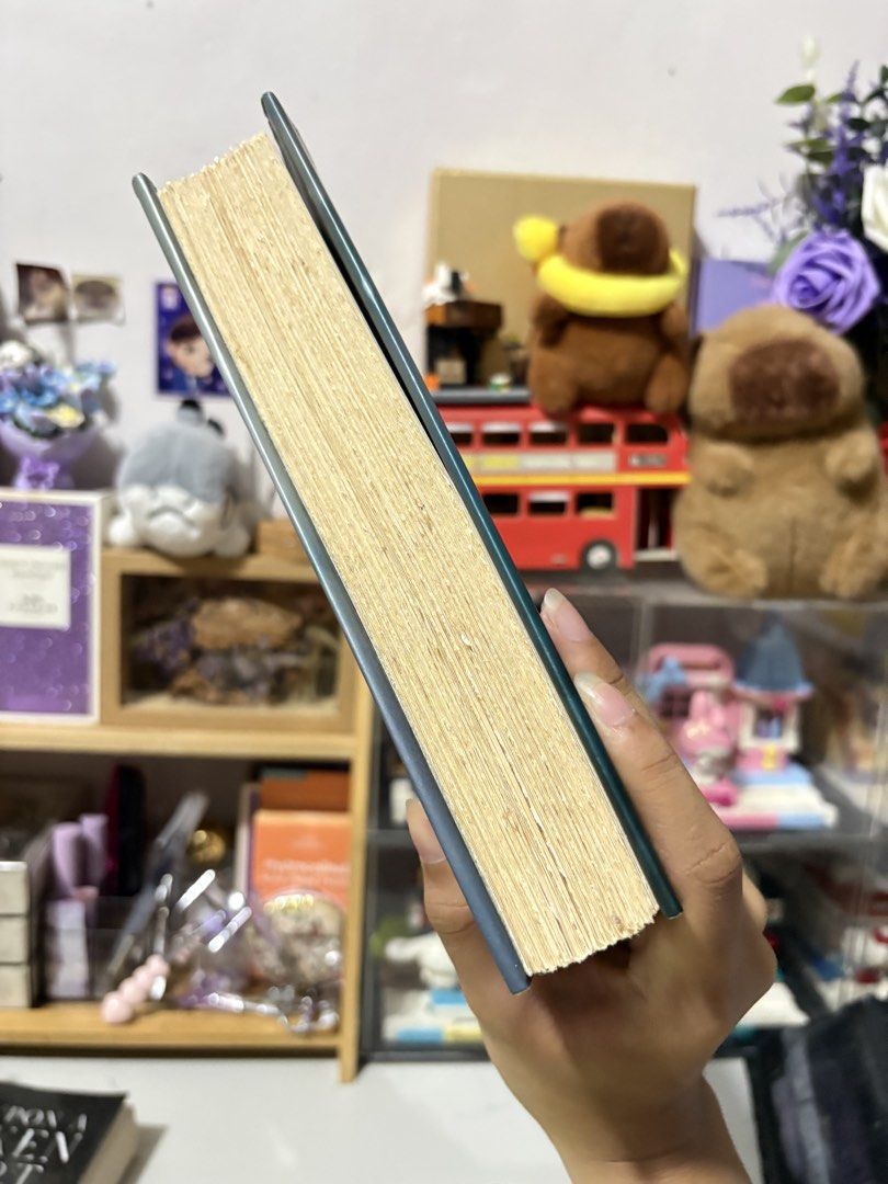 Shatter Me (Hardcover) (Category: Storybooks) located in Las Pinas. Submitted by ainsley.28 (Listing ID 1460418071, Image 2). Description: Flaws are on the slideshow, but message me to see other pictures of the book. Delivery & Meet Up Available!.