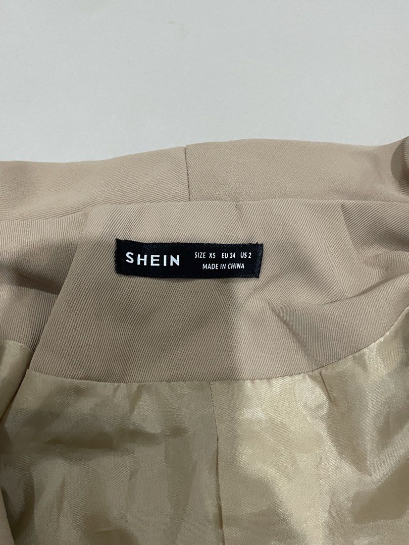SHEIN Beige Blazer XS (Category: Coats, Jackets and Outerwear) located in Dinalupihan. Submitted by maple.apparel (Listing ID 1460321762, Image 3). Description: Details on the picture.
