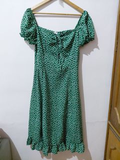 (Category: ) located in . Submitted by wornwardrobe (Listing ID 1460396819, Image 1). Description: .
