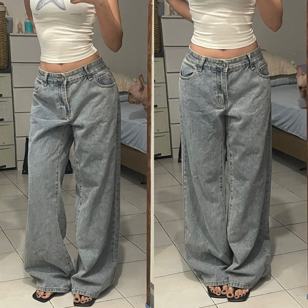 Shein Wide Leg Pants (Category: Jeans) located in Manila. Submitted by valentinaababy (Listing ID 1460475307, Image 1). Description: rfs: too big for me inipit ko lang sa likod for pic bought it for 830 300 na lang hehe waist: 31.5 in.