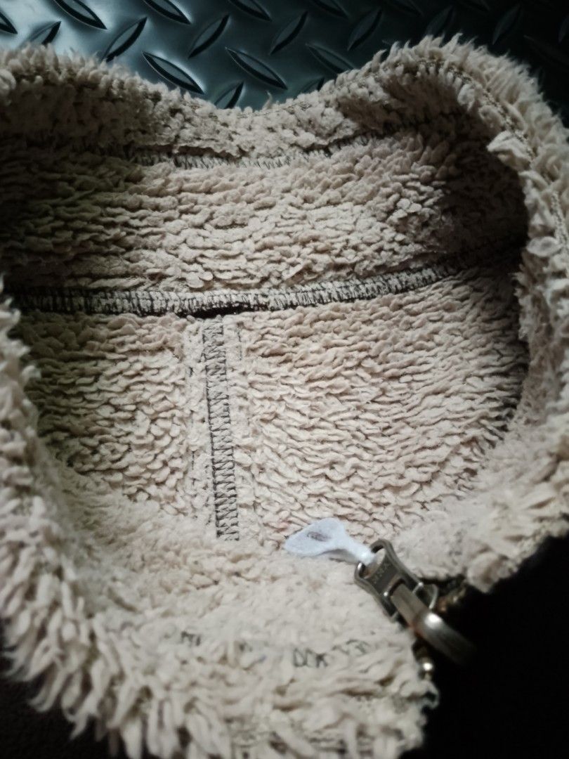 Sherpa Aviator Jacket (Category: Coats, Jackets and Outerwear) located in Baguio. Submitted by bado.feels (Listing ID 1460456540, Image 2). Description: N/A: Issue Color: Chocolate Brown Color Rate 10/10 Size M-L(20x27) Sleeves 24 299+sf Baguio loc.