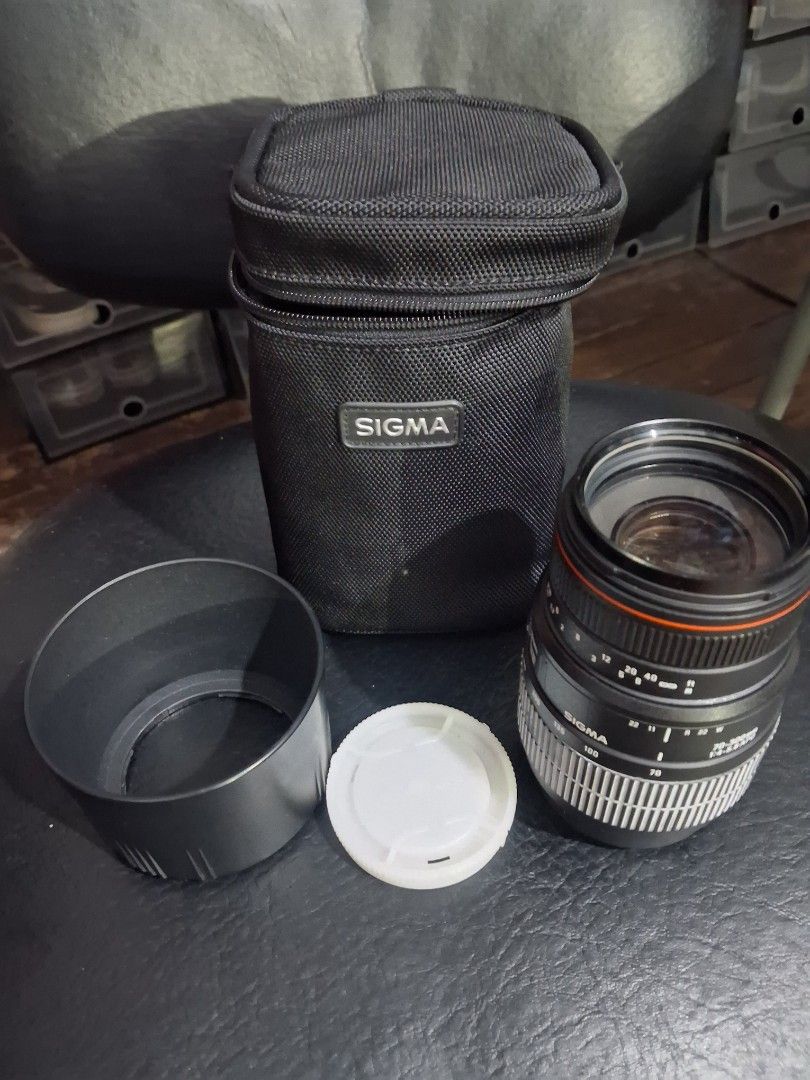 Sigma 70-300mm Lens with Macro (Category: Lens & Kits) located in Mandaluyong City. Submitted by daddyjpanlilio24 (Listing ID 1460475791, Image 1). Description: P 1500 FIX PRICE+sf Untested Selling as is Mandaluyong Shipping/payment: Gcash/maya Jnt payment 1st no cod Lalamove payment upon rider pick up.