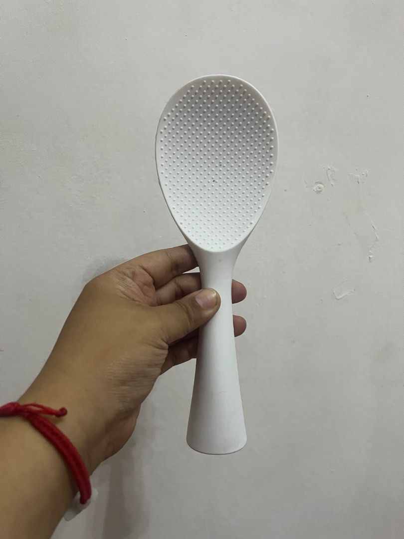Silicone Spatula, Rice Spoon, and Strainer Spoon Set (Category: Other Kitchenware & Tableware) located in Dasmarinas. Submitted by purpleboxmidori (Listing ID 1460471285, Image 3). Description: - Set of 3 essential kitchen utensils - Includes: Black silicone spatula with natural wood handle - Includes: Black silicone rice spoon - Includes: White slotted rice spoon - Ideal for cooking and serving - All items are in good, pre-loved condition - Read