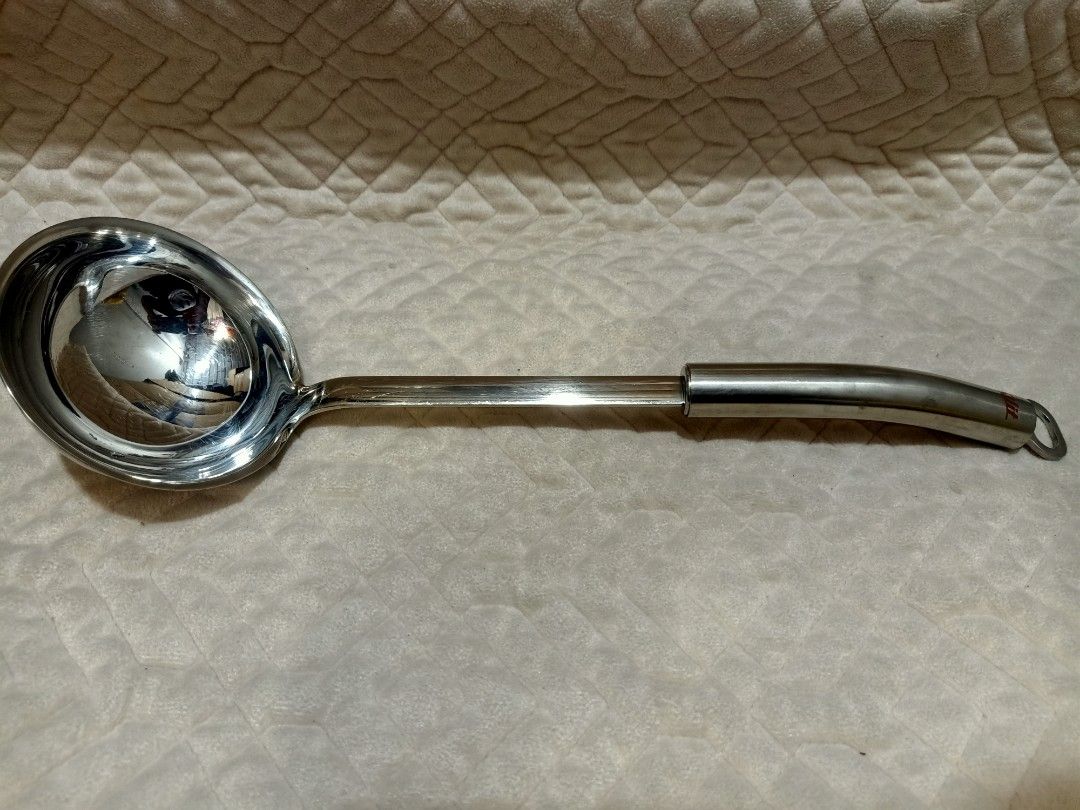 Silit soup ladle (Category: Cookware & Accessories) located in Pasig City. Submitted by urdal01 (Listing ID 1460358401, Image 2). Description: silit soup ladle stainless steel goodcondition/surplus.