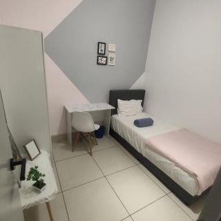 (Category: ) located in . Submitted by rubyongroom4rent (Listing ID 1460461876, Image 1). Description: .