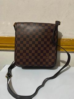 (Category: ) located in . Submitted by glaiza02 (Listing ID 1460306299, Image 1). Description: .