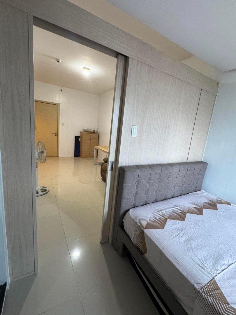 sm blue residences (Category: Community) located in Marikina City. Submitted by millet514 (Listing ID 1460352378, Image 3). Description: 1br unit fully furnished 1tb 1parking 30 sqms.