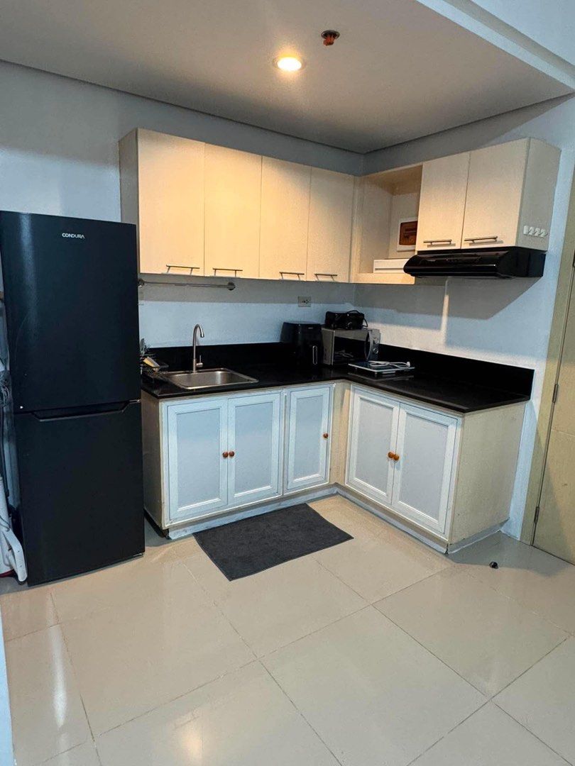 sm blue residences katipunan (Category: Apartments & Condos) located in Marikina City. Submitted by millet514 (Listing ID 1460442496, Image 2). Description: 1br suites 30 sqms fully furnished with parking 1tb.