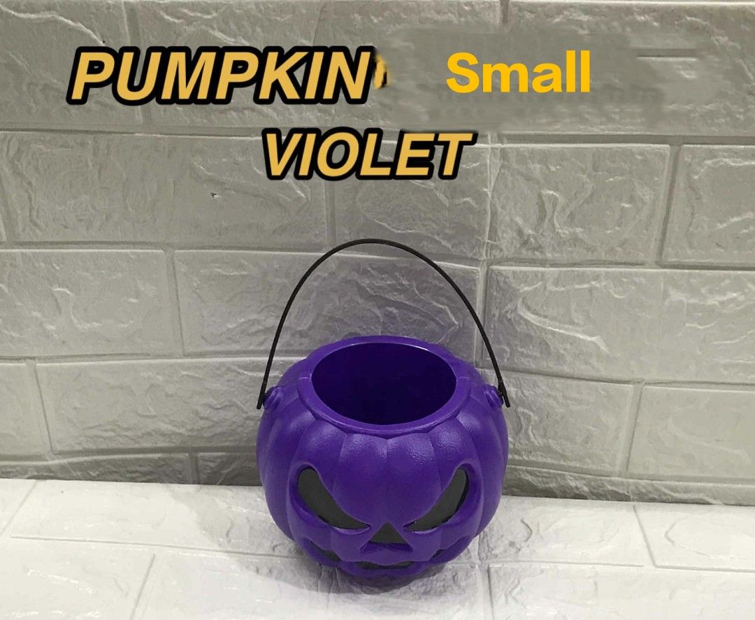 Small Halloween Pumpkin Candy Basket For Childrens (Category: Gift Baskets & Hampers) located in Manila. Submitted by kent_kurtonlineshop (Listing ID 1460305727, Image 2). Description: Discount For Wholesale.