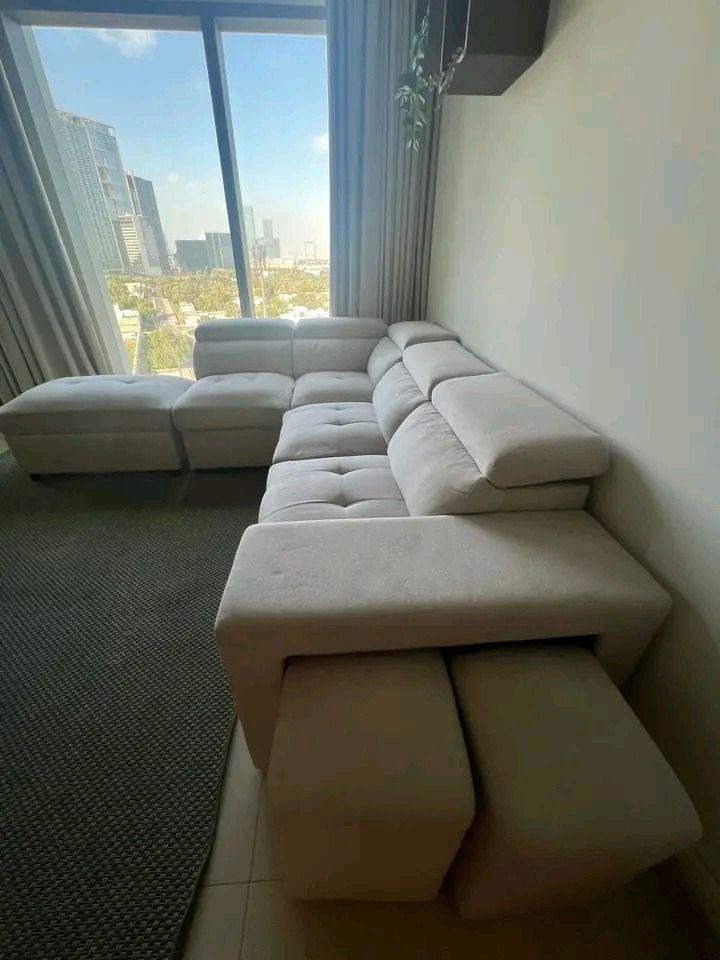 Sofa preloved condo pull out (Category: Bed Frames & Mattresses) located in Manila. Submitted by zenbear.456af6 (Listing ID 1460453283, Image 1). Description: 3500 No issue Condo pull out Loc smdc wind residences tower 2 tagaytay Free hatid metro manila buyer.