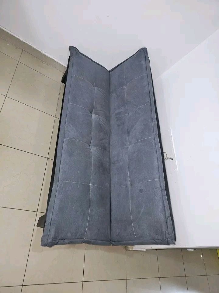 Sofabed preloved no issue (Category: Sofas) located in Manila. Submitted by zenbear.456af6 (Listing ID 1460504314, Image 1). Description: No issue 2k Like new condition Location smdc wind residences tower 2 tagaytay Can be deliver Naman metro manila Kasi araw araw kMi naluwas for work in BSP manila main free charge Basta early lang hatid before going for work namin .