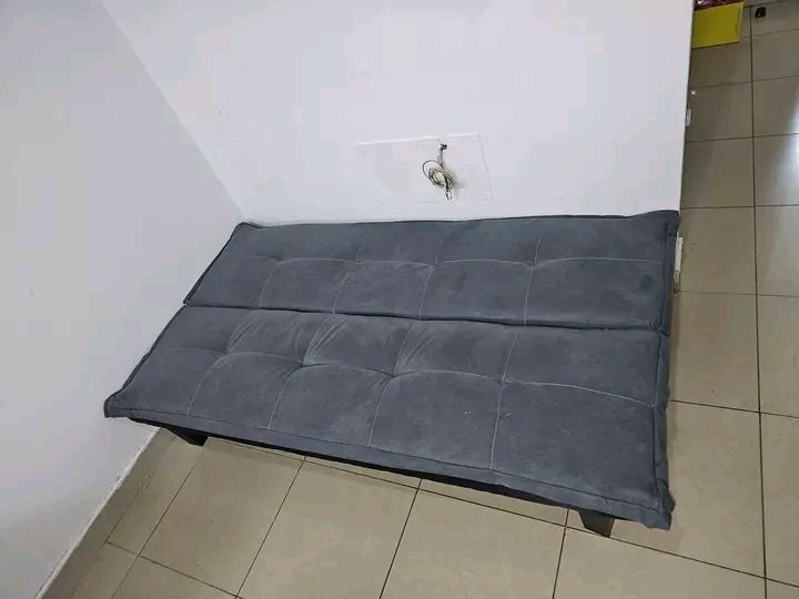 Sofabed preloved no issue (Category: Sofas) located in Manila. Submitted by zenbear.456af6 (Listing ID 1460504314, Image 2). Description: No issue 2k Like new condition Location smdc wind residences tower 2 tagaytay Can be deliver Naman metro manila Kasi araw araw kMi naluwas for work in BSP manila main free charge Basta early lang hatid before going for work namin .