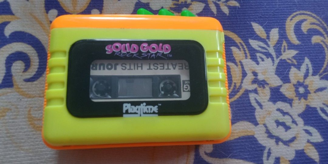 SOLID GOLD ROCKSTAR casette player working for man cave collection (Category: Portable Music Players) located in Bulacan. Submitted by dyazpuzhpley021577r (Listing ID 1457789722, Image 1). Description: REPRICE working properly power by two AA battery open for pick up or shipp GCASH ONLY THNKS ☺️.