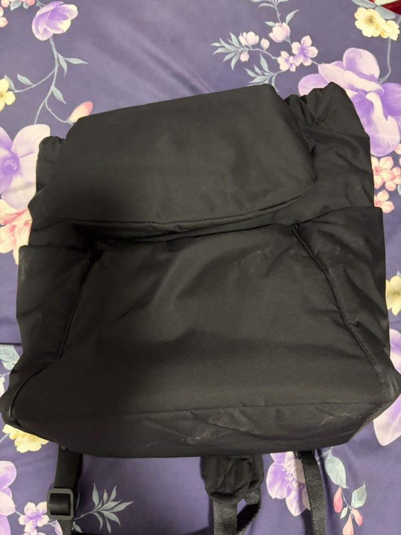 Sometimes Backpack (Category: Backpacks) located in Shah Alam. Submitted by nadnajib (Listing ID 1460404757, Image 2). Description: - Black nylon backpack - Padded main compartment for protection - Adjustable straps for a comfortable fit .