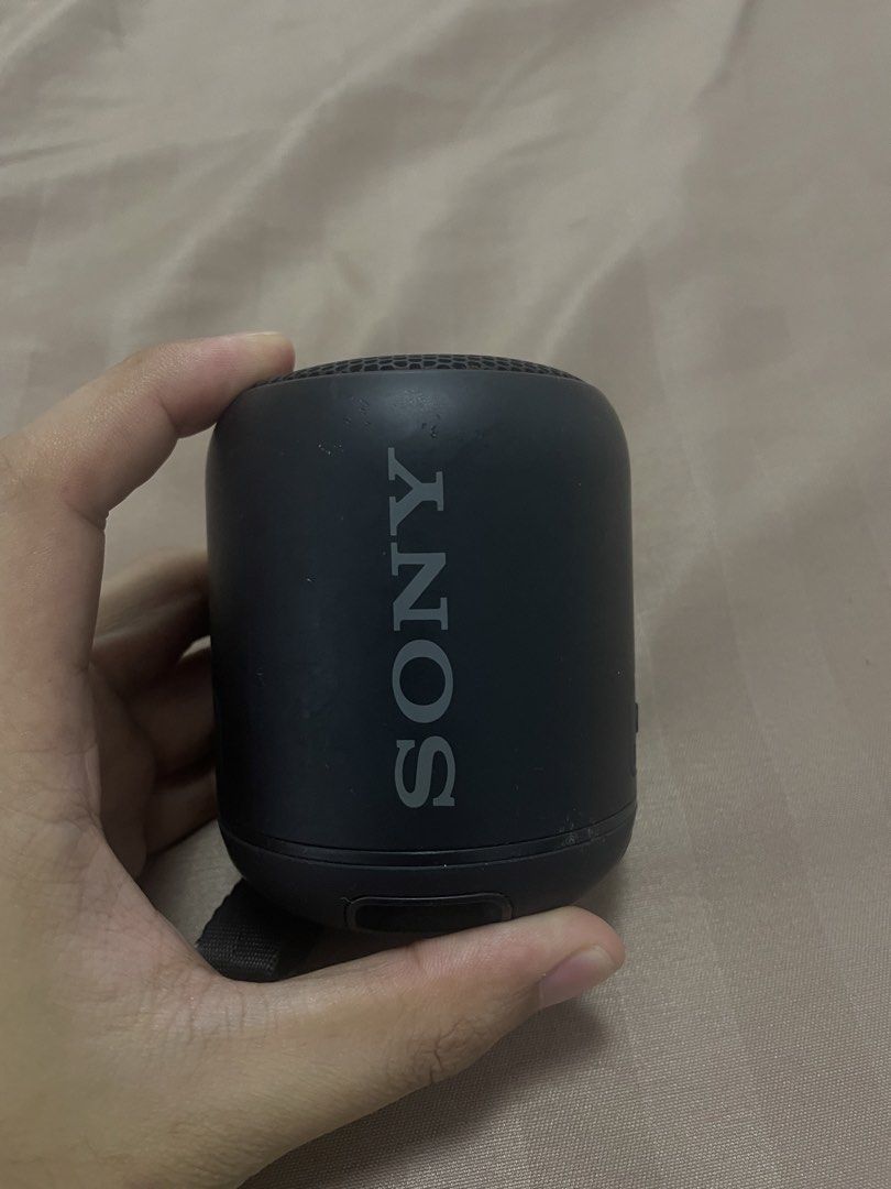 Sony SRS-XB12 Wireless Speaker (Category: Soundbars, Speakers & Amplifiers) located in Angeles City. Submitted by lukemafinds (Listing ID 1460326340, Image 1). Description: - Sony SRS-XB12 wireless speaker - Compact and portable design - Sleek black color - Includes a convenient strap for easy carrying - Impressive sound quality for its size - Fully functional and in great working condition -original sony -Handy small but loud speaker -1500 only 